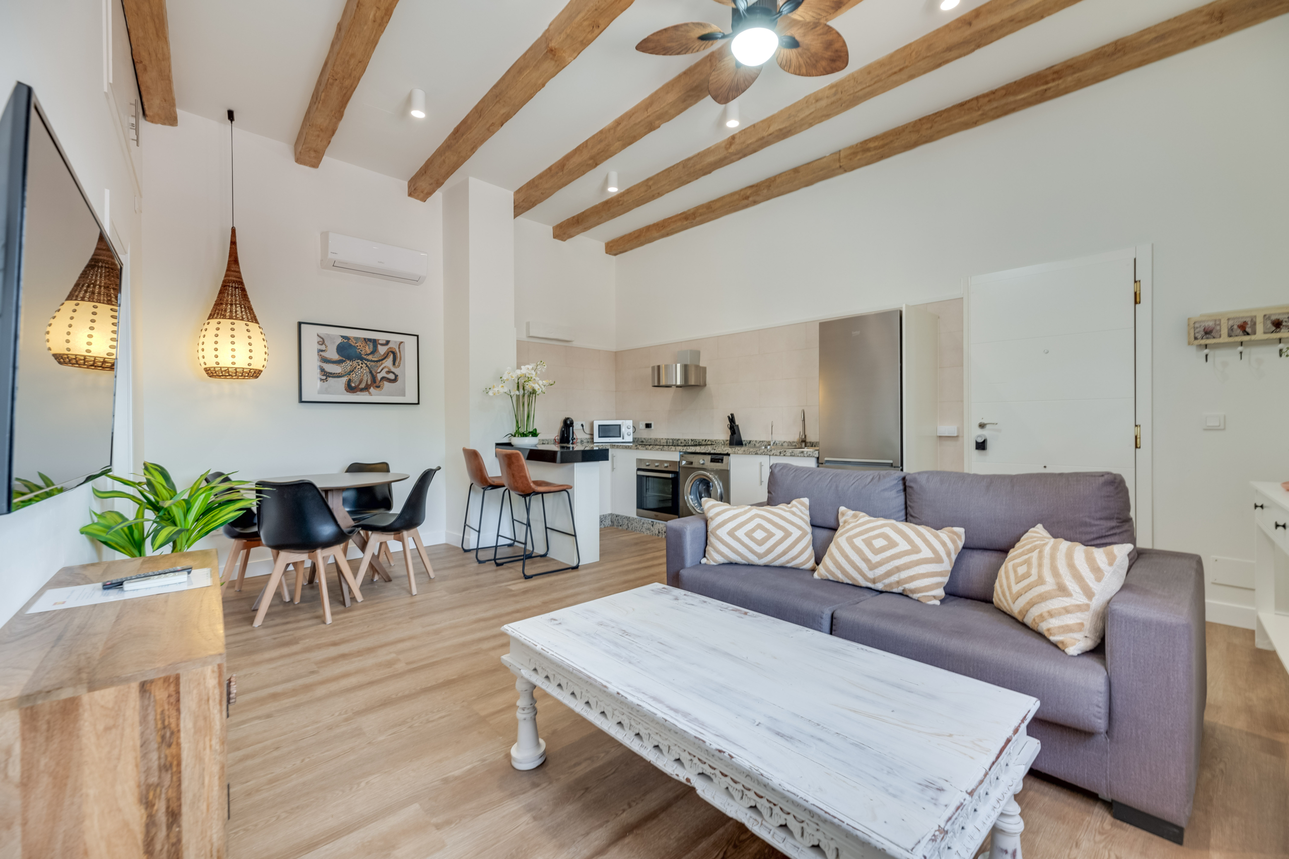 Apartamento en alquiler en Calle Juan Larrea, El Palo, Málaga